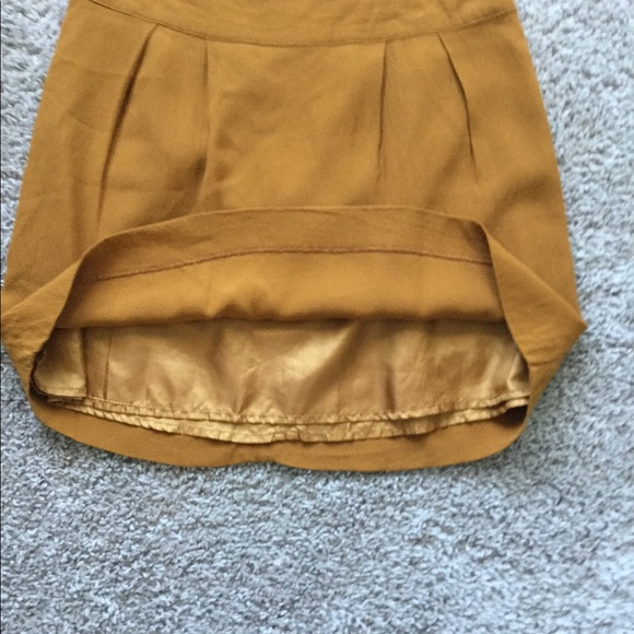 π₯π₯HOST PICπ₯π₯Forever 21 Mustard Mini Skirt - Picture 6 of 8
